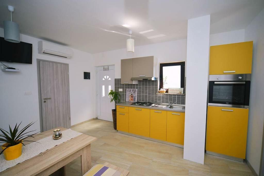 Jovich Apartments 2 Mošćenička Draga Eksteriør bilde