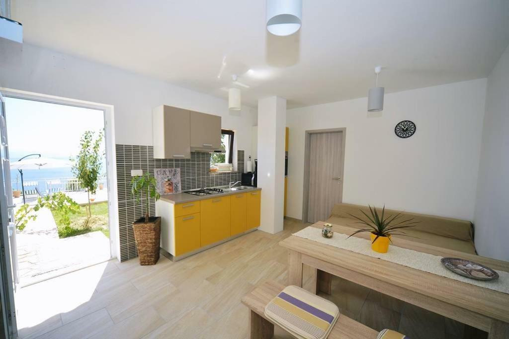 Jovich Apartments 2 Mošćenička Draga Eksteriør bilde
