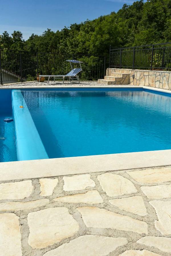 Jovich Apartments 2 Mošćenička Draga Eksteriør bilde